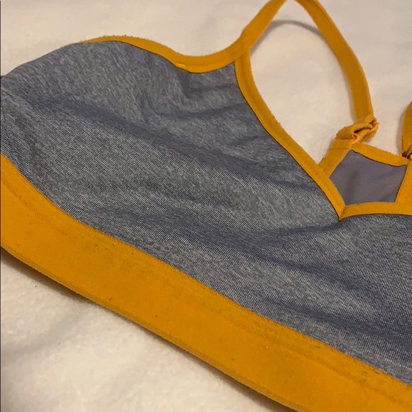 🍍Suede NIKE Sports Bra🍍 - Picture 3 of 5